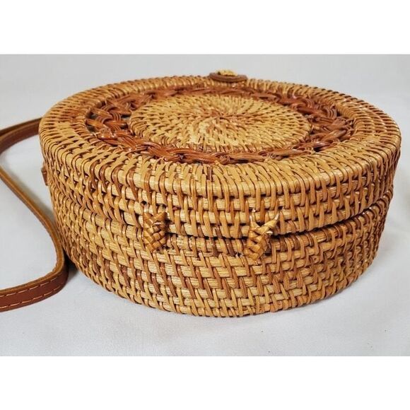 Rattan Woven Wicker Straw Round 7 in Crossbody Purse Handbag - Picture 4 of 7